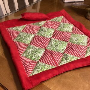 NWOT Hand Crafted Reversible Quilted Stuffed Animal/Doll Quilt